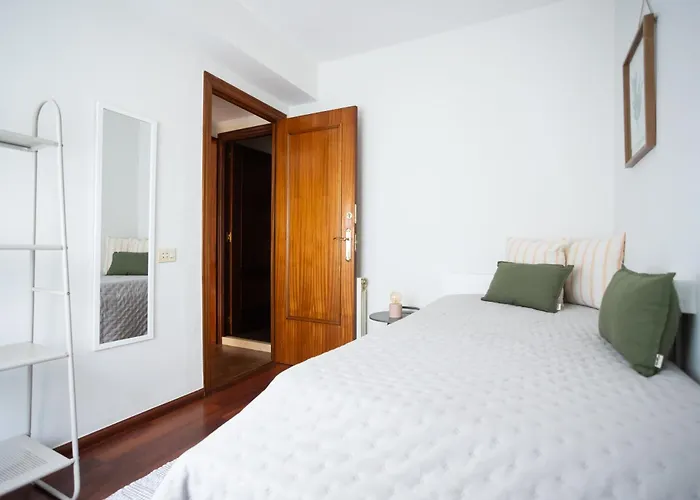 Llaneza 51 Espacioso Playa Y Centro A Pie Lejlighed